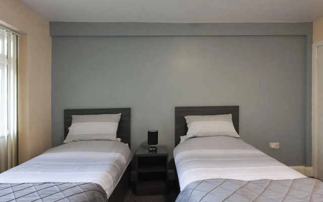 OYO Honeycroft Lodge
