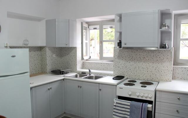 House With 2 Bedrooms in Porto Heli, With Wonderful sea View, Enclosed