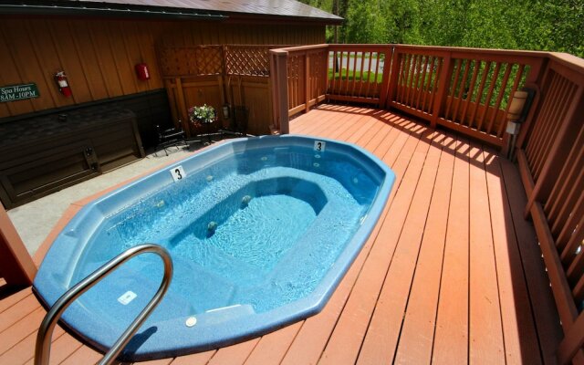 Trappers Crossing 8764