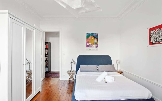 Beautiful And Charming Flat For 4 In The Centre Of Paris