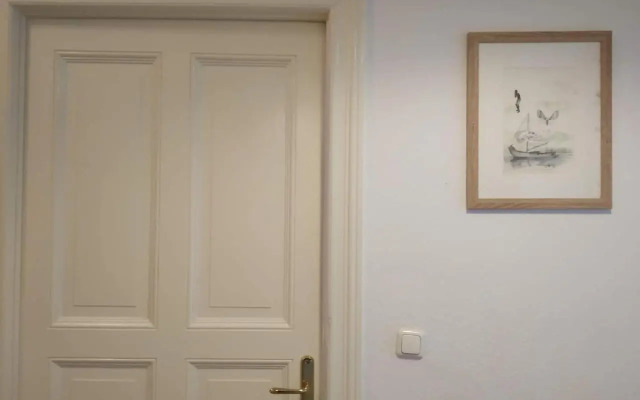 Central 2 bedroom flat for families & calm guests