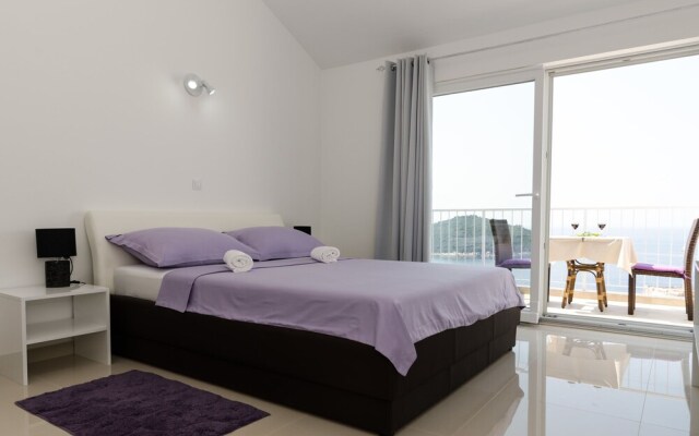 Ploce apartmani - LUV