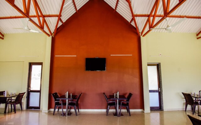 OYO 13911 Shyam Sundri Resort