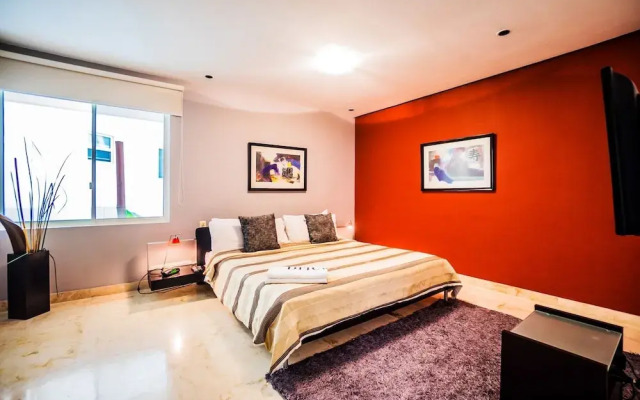 Elements 118 2 Bedroom Condo by Redawning