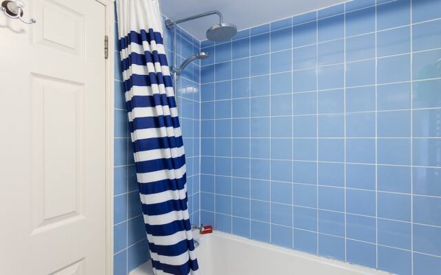 4 Bedroom Family House Near Shepherd's Bush