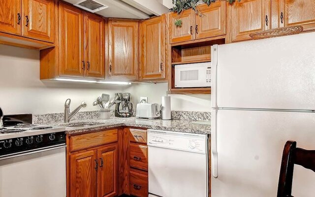 Aspenwood L11 - Studio Condo