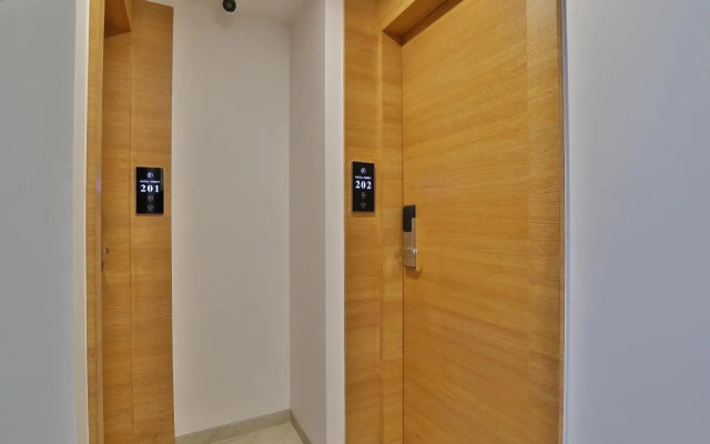 OYO Rooms Near Station Gulambaba Road 2