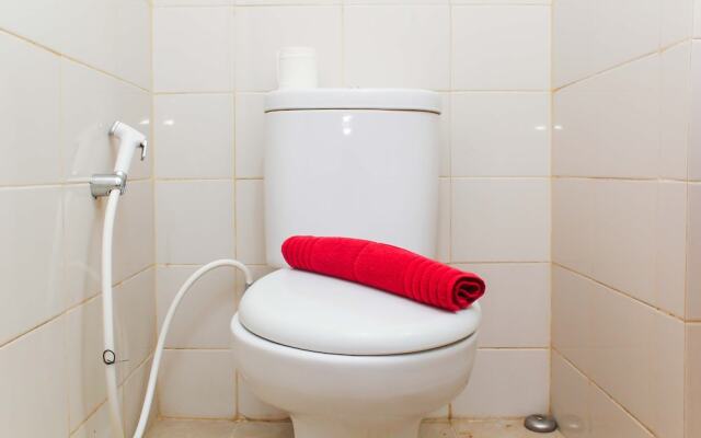 Comfortable and Cozy Living 2BR at Lagoon Apartment