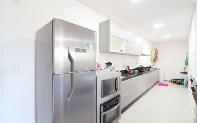 Excelente 02 dormitórios condomínio clube - PM02H