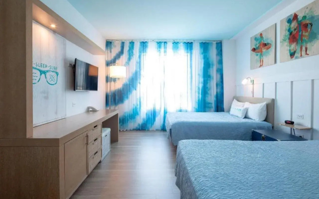 Universal's Endless Summer Resort - Surfside Inn and Suites