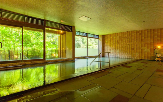 Yamanaka Onsen Shirasagiyu Tawaraya