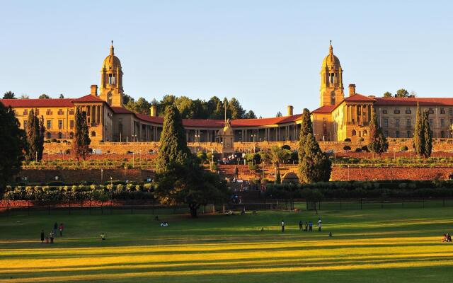 NH Johannesburg Sandton Hotel