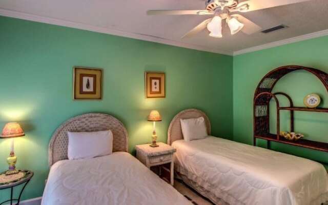 3214-fairway-oaks