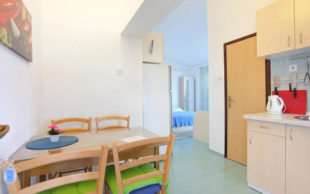 Apartments by the sea Slatine, Ciovo - 9453