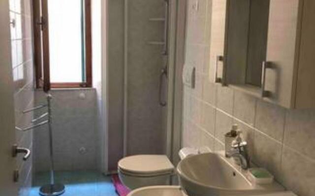Centrally located apartment with sea view-casetta Annunziata