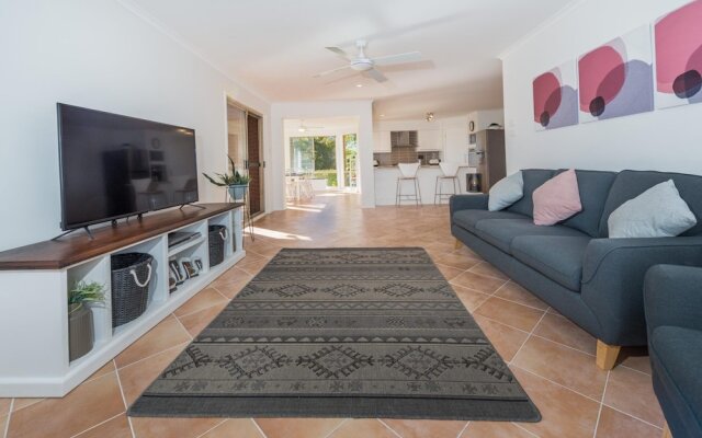 Mariner Beach House - Salamander Bay