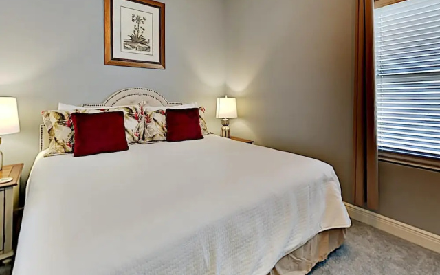 Water's Edge by Southern Vacation Rentals