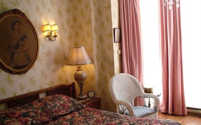 Pimblett's Downtown Toronto B&B