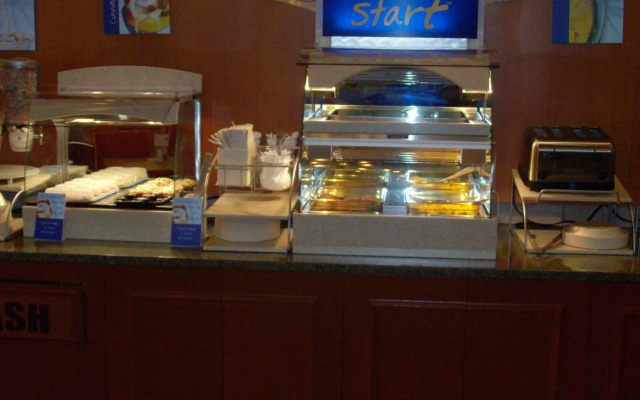 Comfort Inn and Suites Plano East