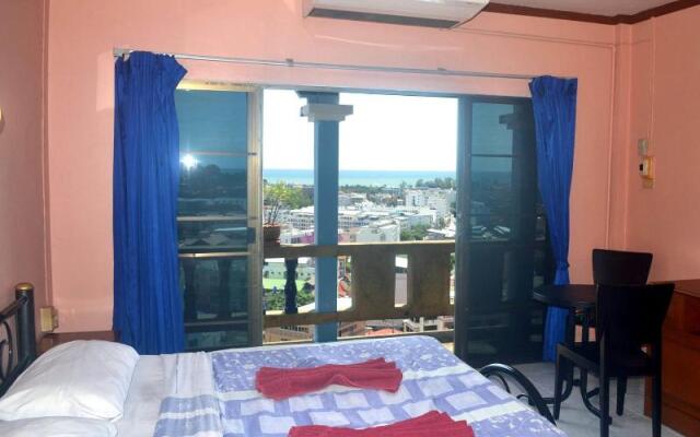 Oyo 851 On Hill Residence Patong