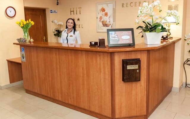 Hit Hotel