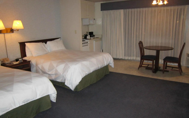 Coral Reef Inn & Suites