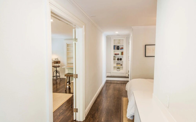 Updated and Modern Alameda 1 Bedroom