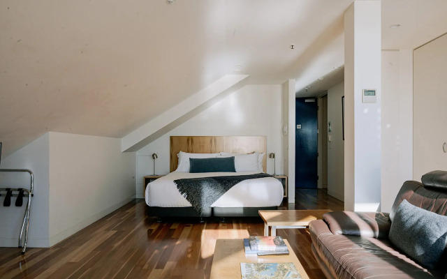 Salamanca Wharf Hotel