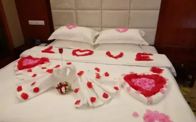 Pingguo International Hotel