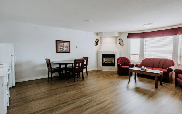 Western Budget Motel Plus Mosaic Suites