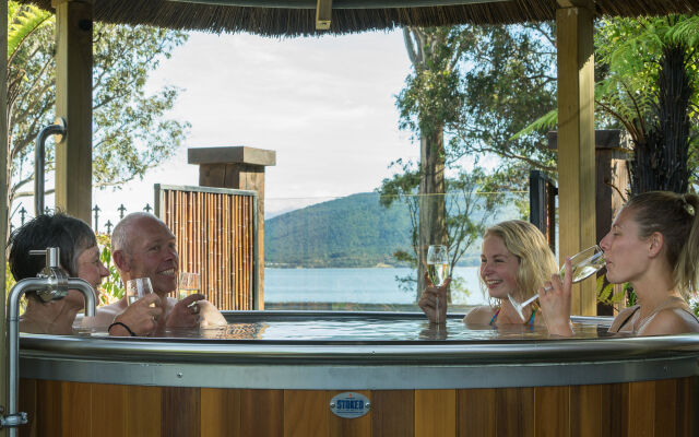 Tasman Holiday Parks - Te Anau