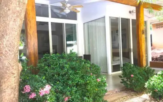 Tamarindo Penthouse by RedAwning