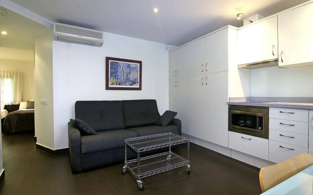 Picasso Apartments