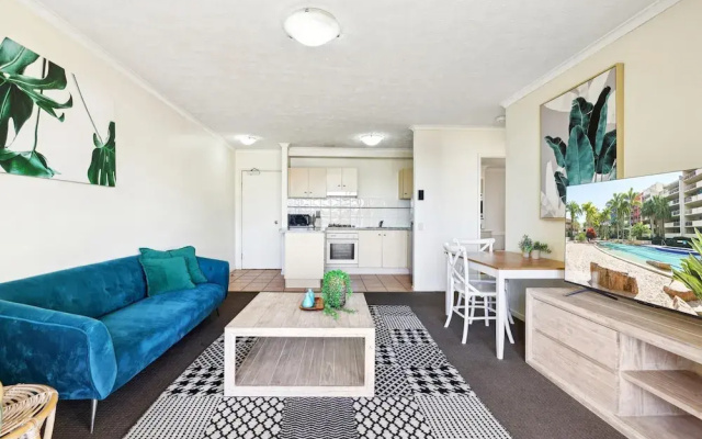 Inner-city 1-bed With Pool & Spa
