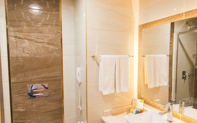 Отель L'Oceanica Beach Resort All Inclusive