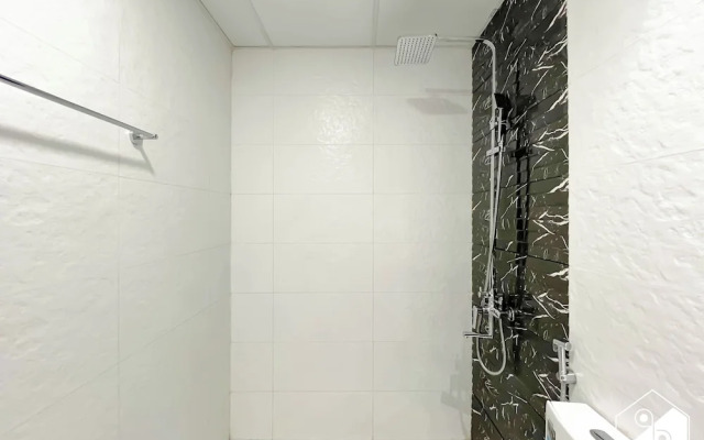 Bright 2bed Family Home: Pool, Gym & Kids Play