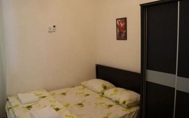 YYK 1Borneo Condominium