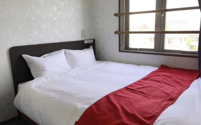 Bougainvillea Hino Hotel