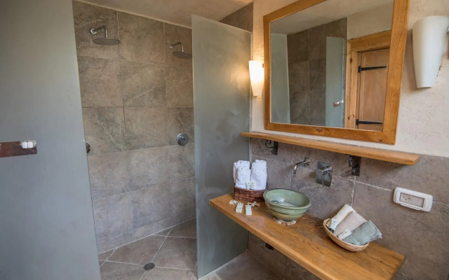 Helios Luxury Suites