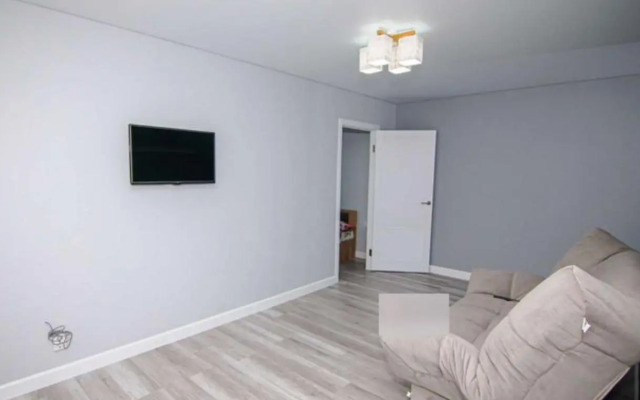 Апартаменты на улице 4-го Уральского Полка 53