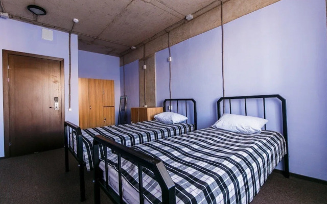 H8 Hostel