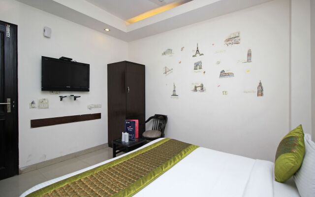 OYO 9030 Hotel Delhi Airport Plaza