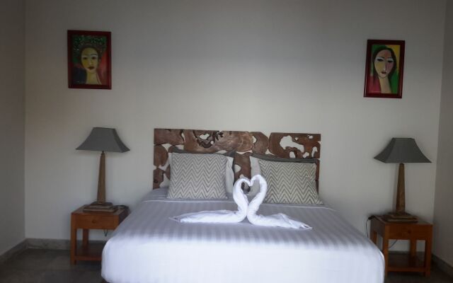 Amed Beach Villa
