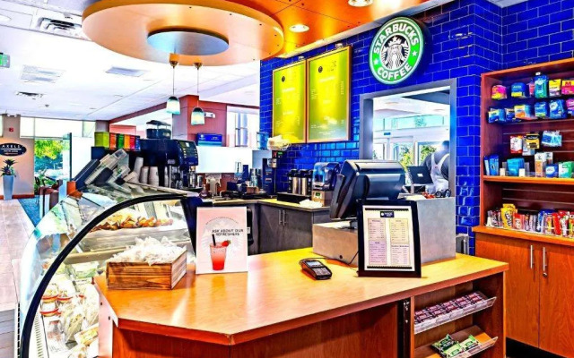 DoubleTree by Hilton Roseville Minneapolis