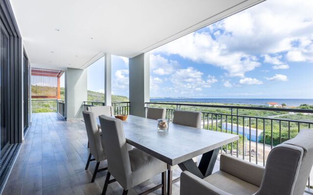 Chic, Panoramic Penthouse - Spectacular  270 ° Ocean View