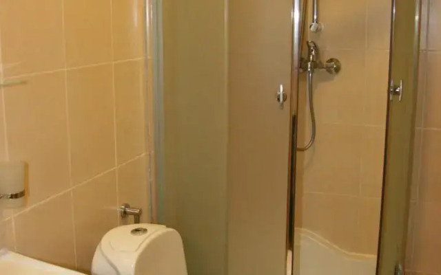 Отель Цемотель