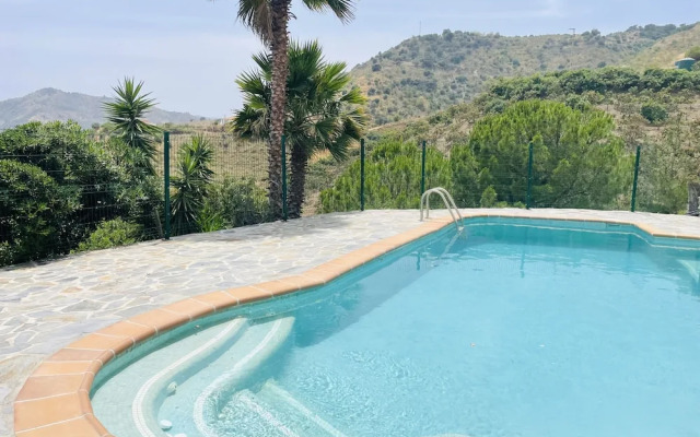 Casa Rural Comares con Piscina Privada by At Home