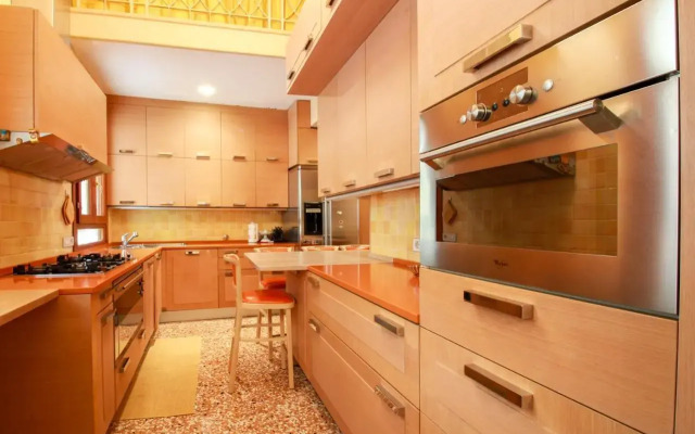 Fortuny3967 Suites & Wine
