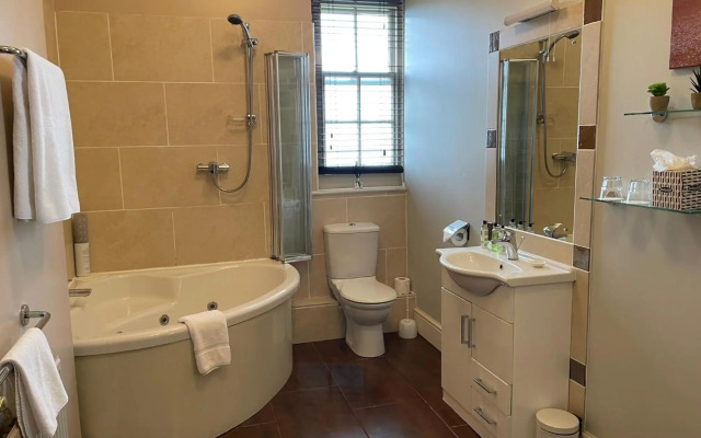 De Vere Cranage Estate