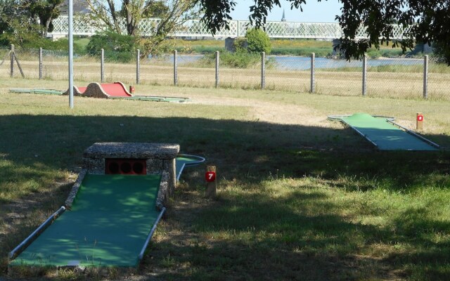 Camping Le Jardin De Sully